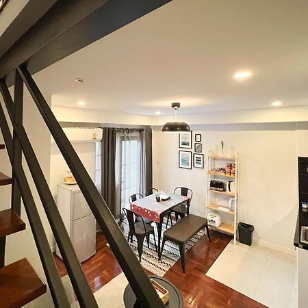 Neveu Premier Residence : Ratchada Bangkok Kültér fotó