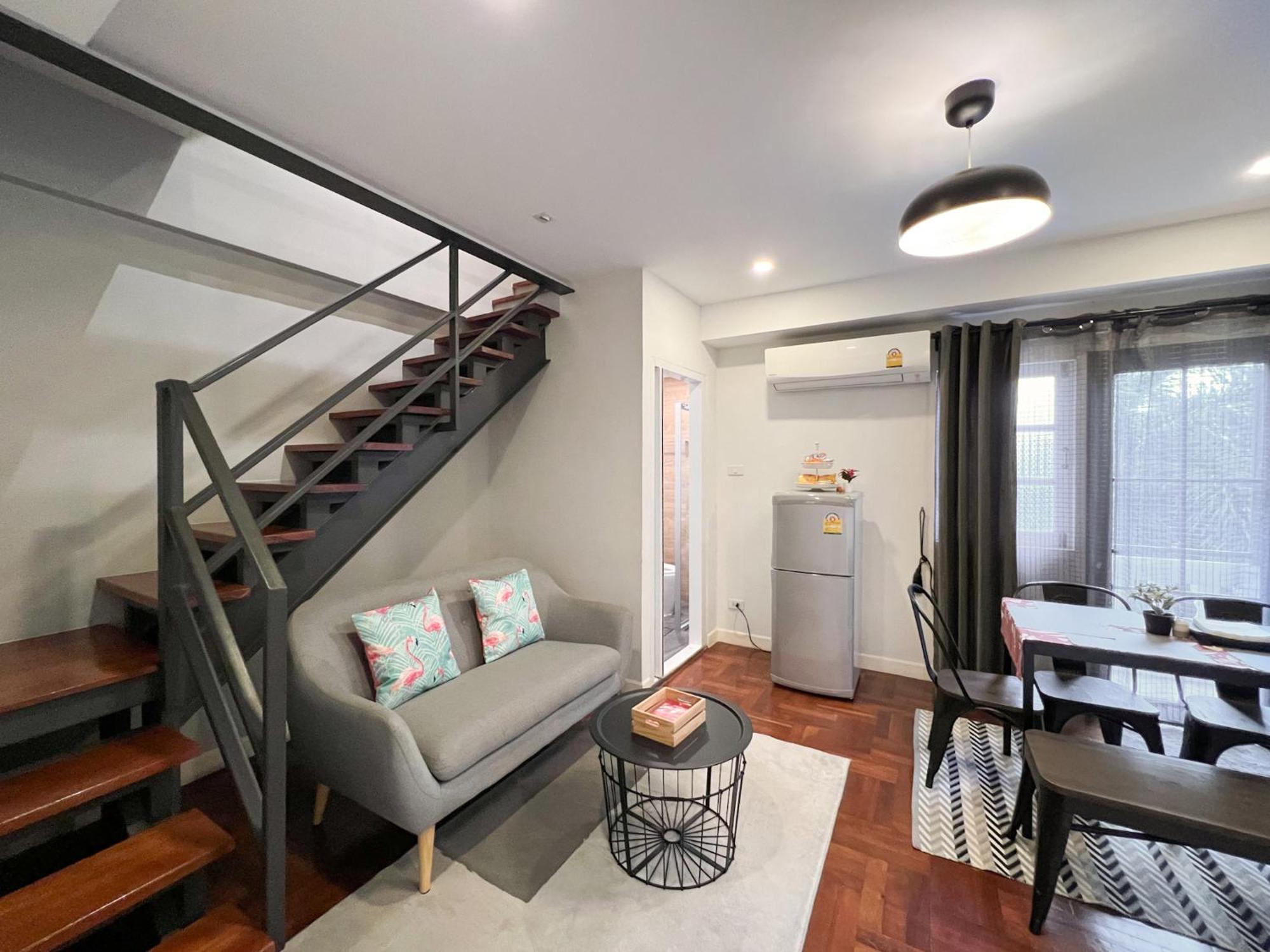 Neveu Premier Residence : Ratchada Bangkok Kültér fotó