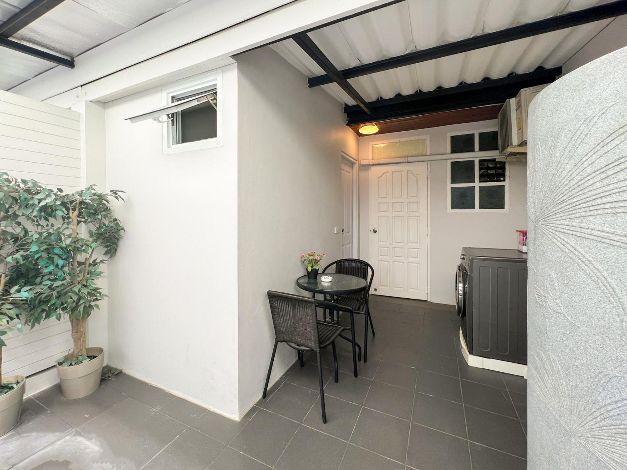 Neveu Premier Residence : Ratchada Bangkok Kültér fotó