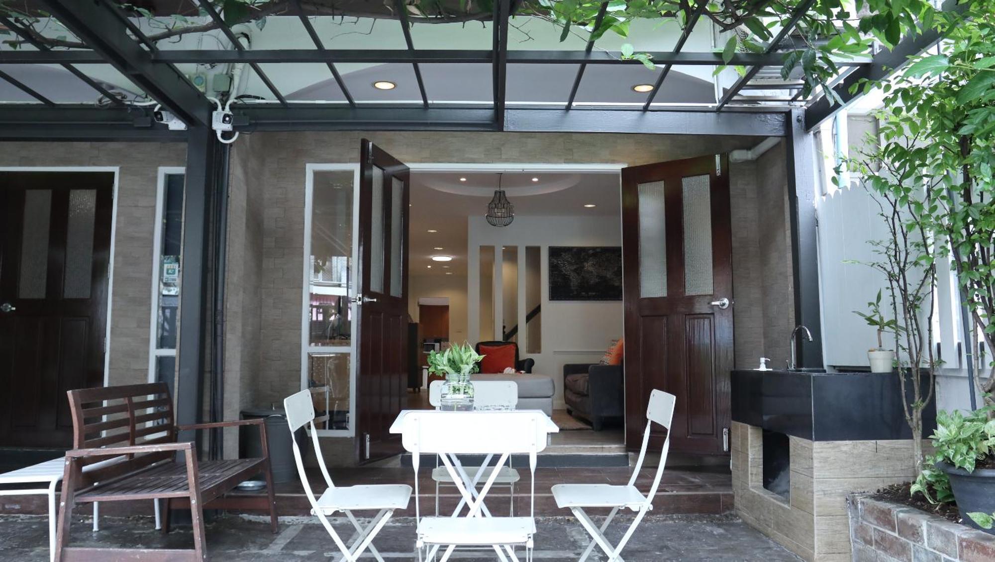 Neveu Premier Residence : Ratchada Bangkok Kültér fotó