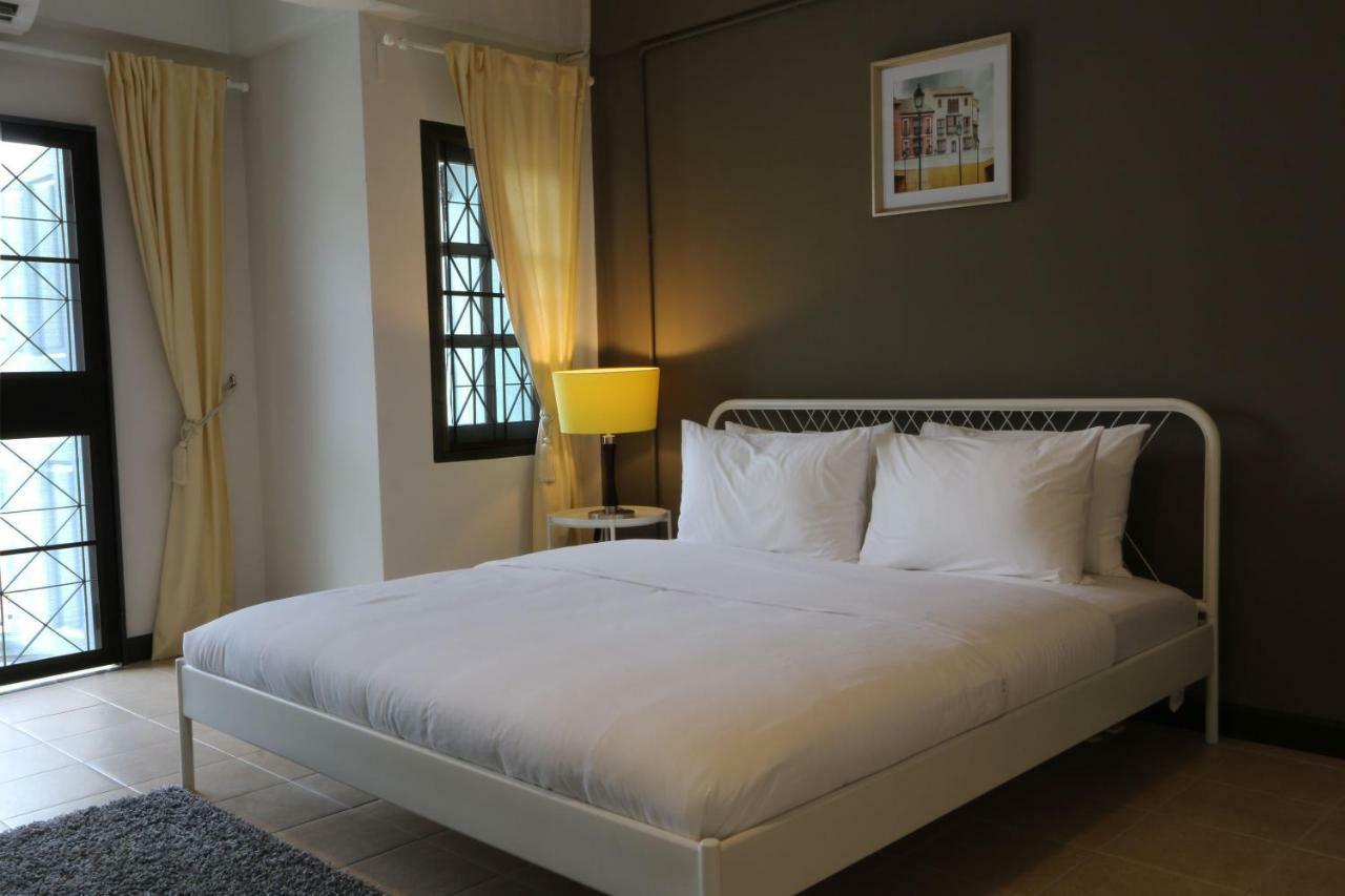 Neveu Premier Residence : Ratchada Bangkok Kültér fotó